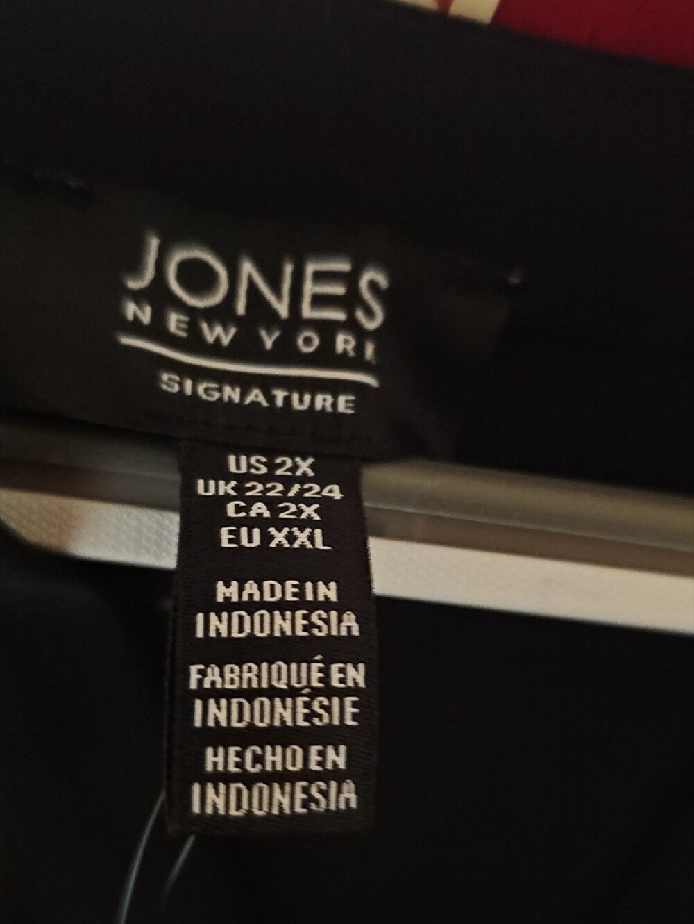 Jones New York Black Short-Sleeve Draped Tee - Picture 3 of 3